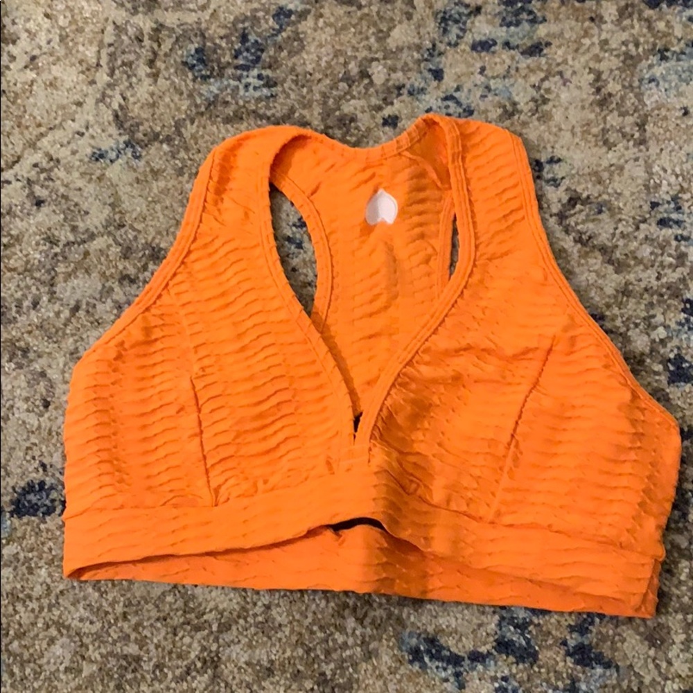 Booty by Brabants Laranja top
